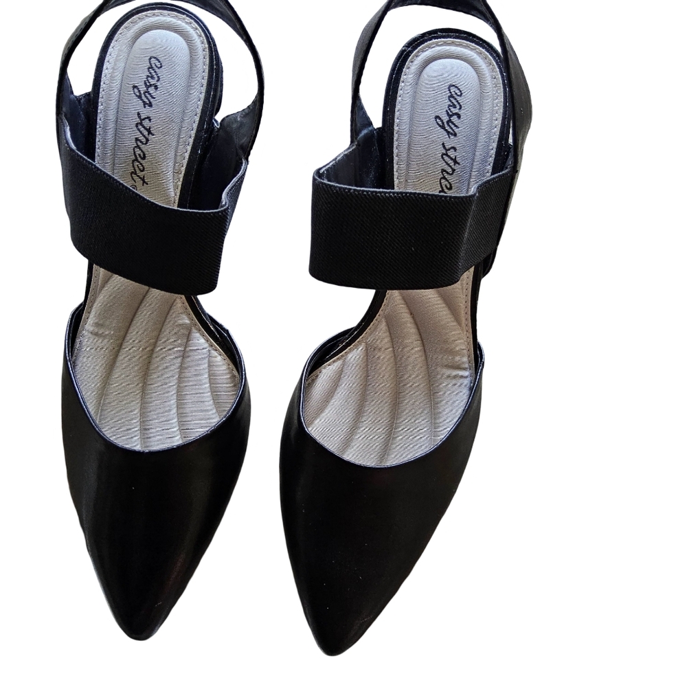 Easy Street Black Heels